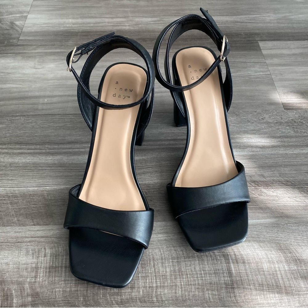 A New Day Women's Black Heels | Size 9.5